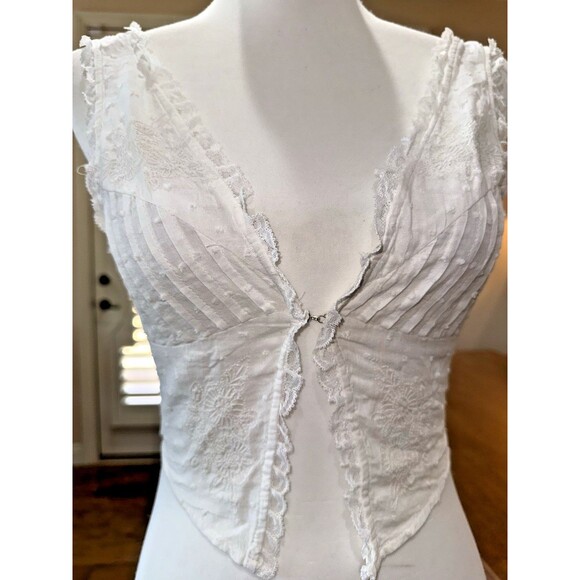 Zara White Lace Smocked Cropped Camisole Top French Country Cottagecore XS NWT - Picture 2 of 12